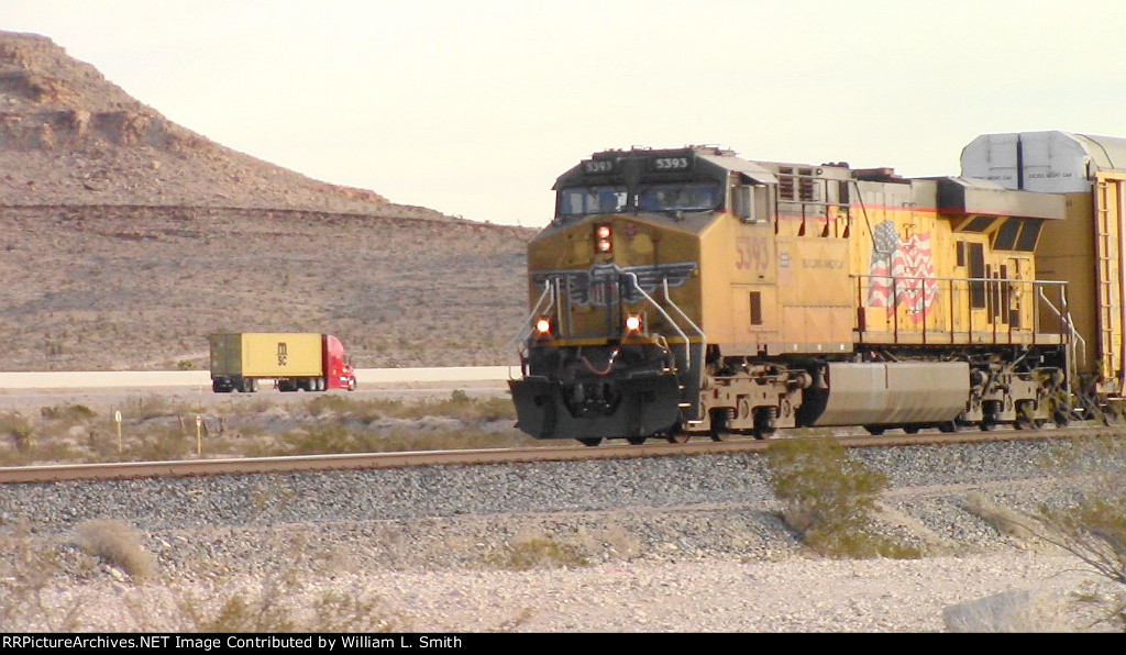 WB Unit Vehicular Flat Car Frt at Erie NV -3